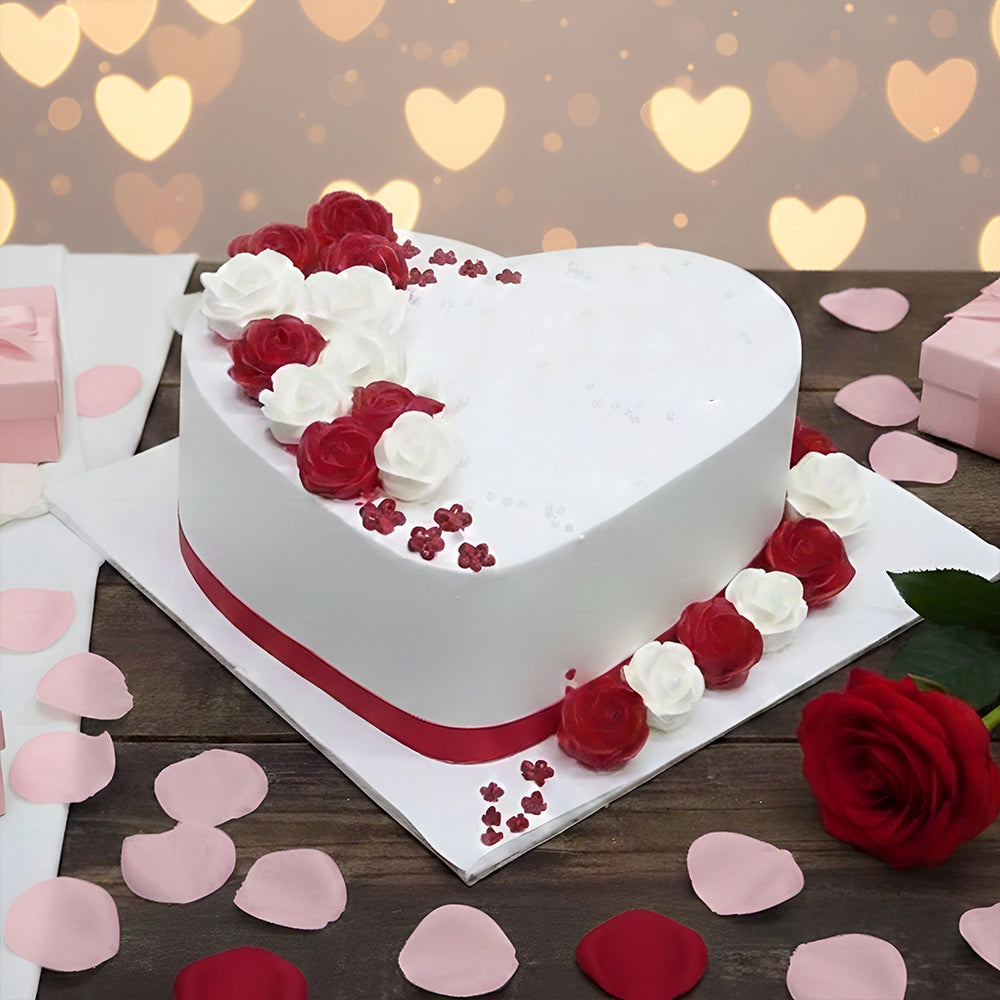 Valentine’s Rose Heart Delight Cake