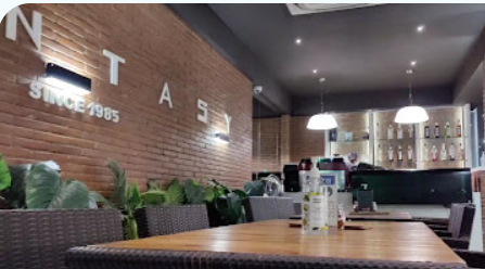Fantasy Bakery, Sapna Sangeeta