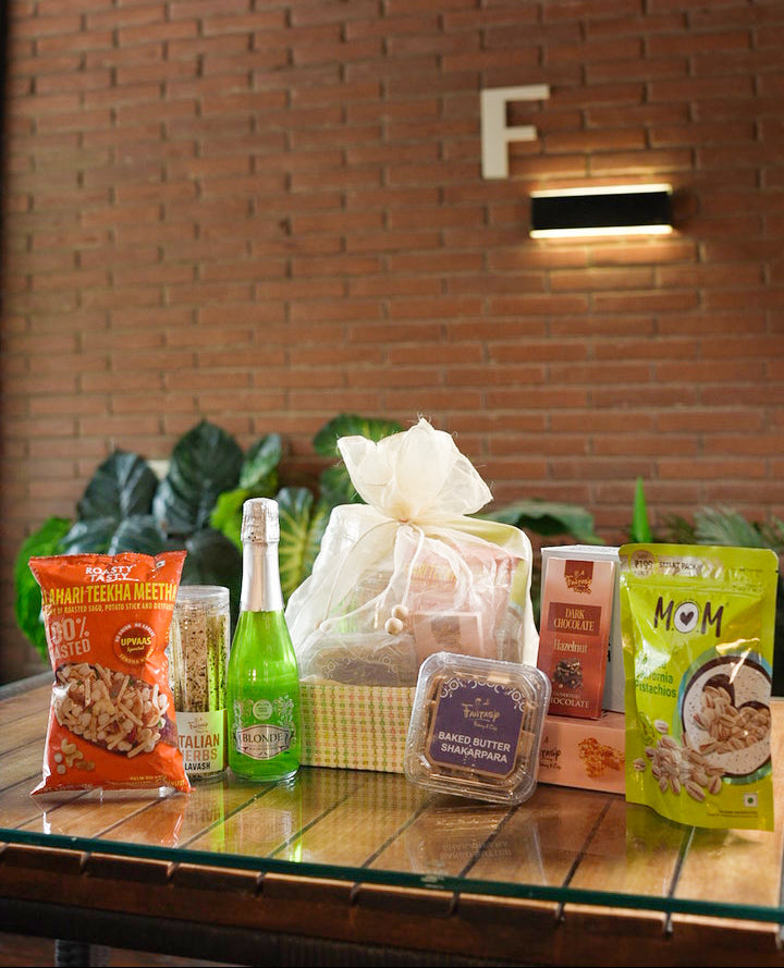 Italian Herbs with Chocolate, Cookie and Snacks Gift Hamper
